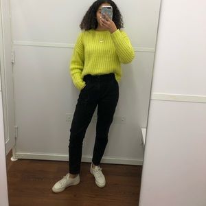 Meet your Posher, Daniela